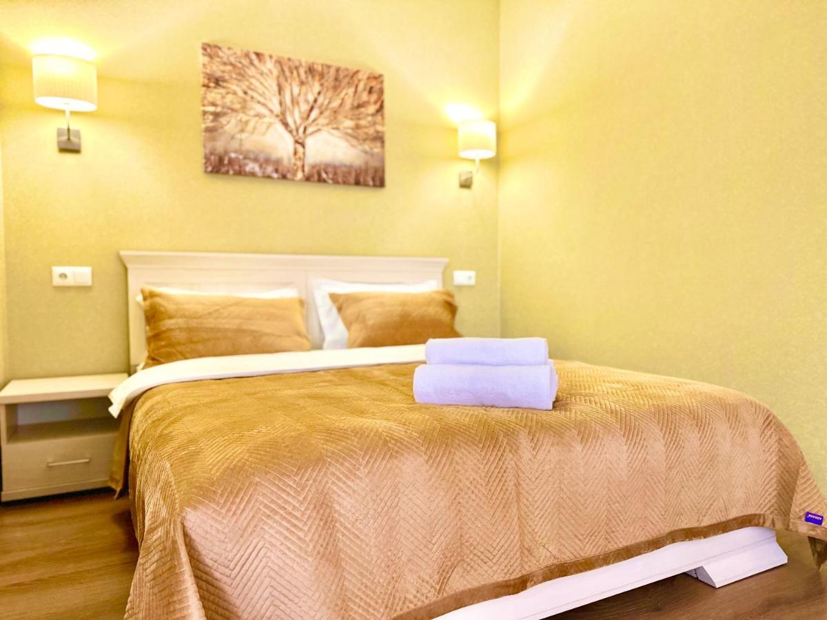 Apartamento Central Park In The City Center Almatý Exterior foto