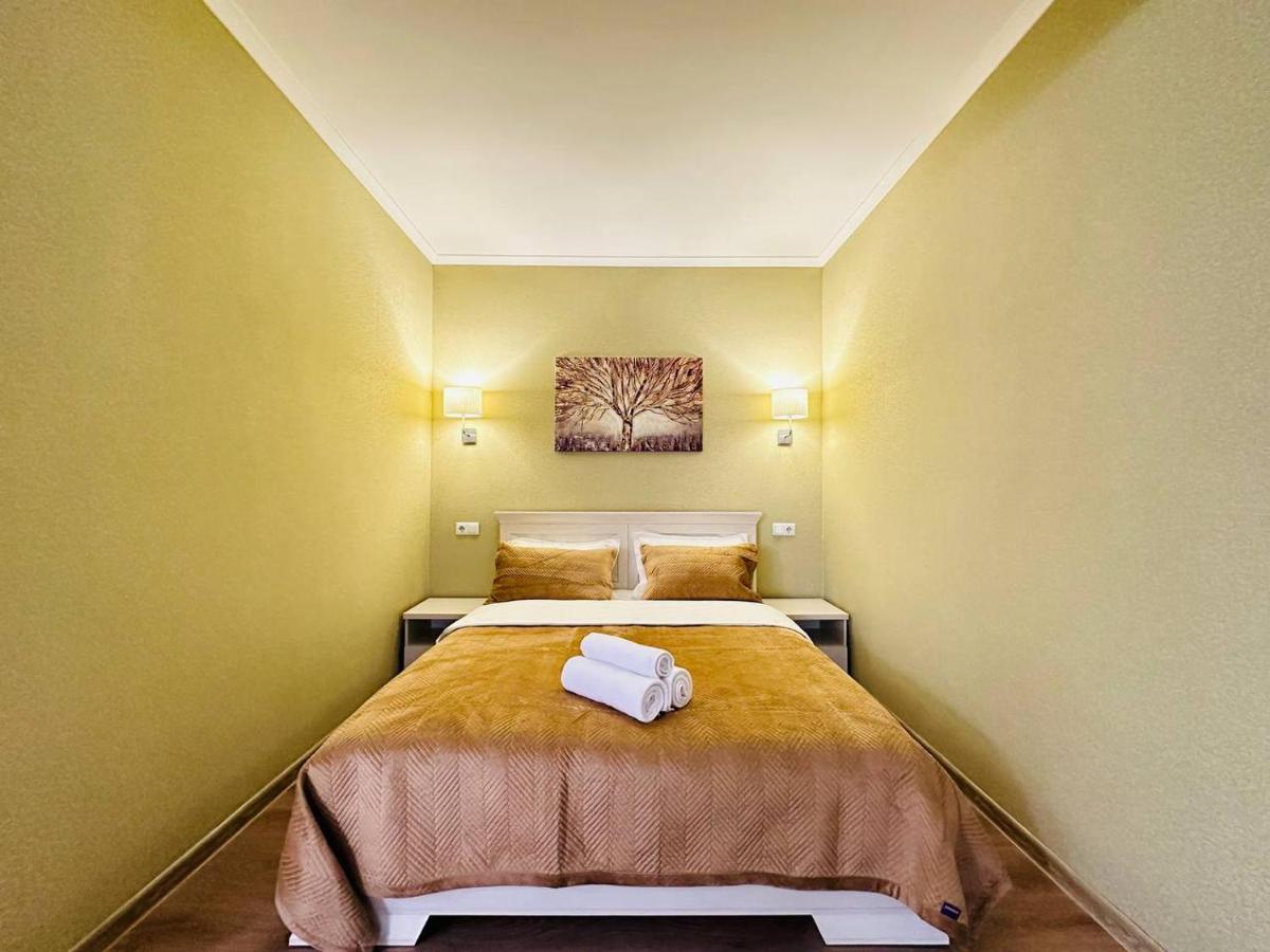 Apartamento Central Park In The City Center Almatý Exterior foto