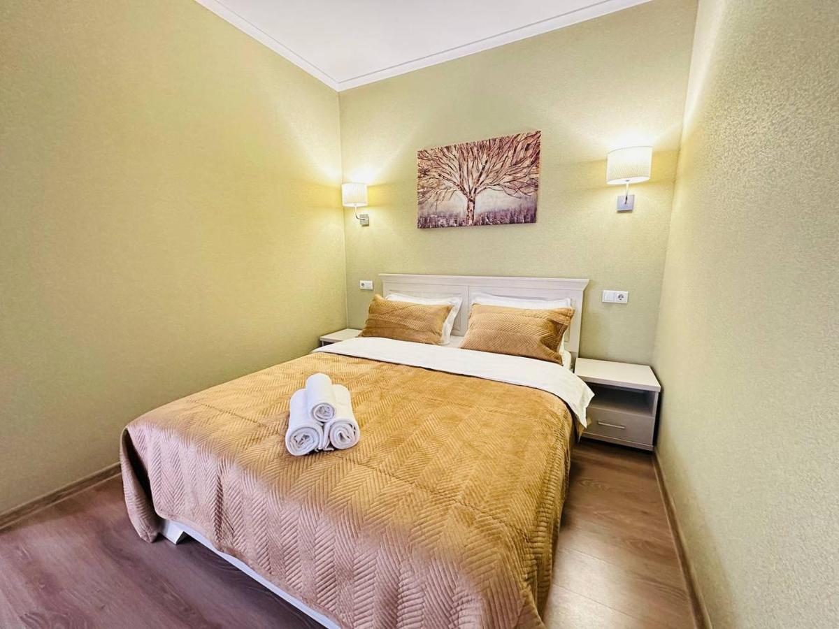 Apartamento Central Park In The City Center Almatý Exterior foto